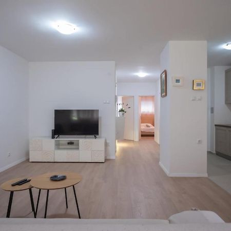Apartman Mirjana Apartment Сплит Екстериор снимка