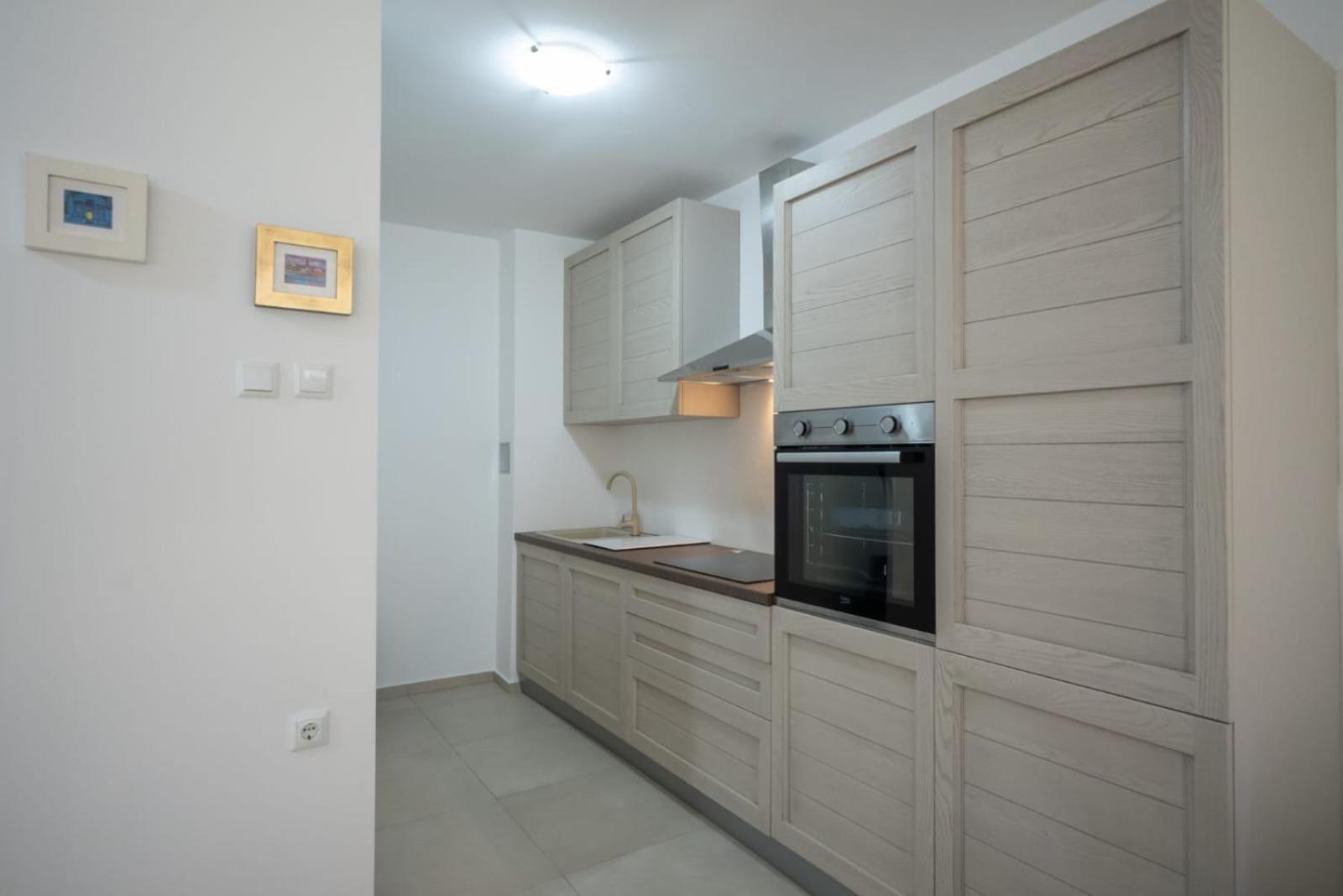 Apartman Mirjana Apartment Сплит Екстериор снимка